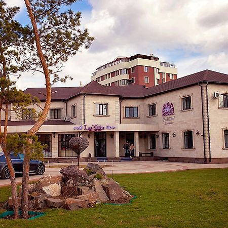 Park Hotel Караганда Экстерьер фото